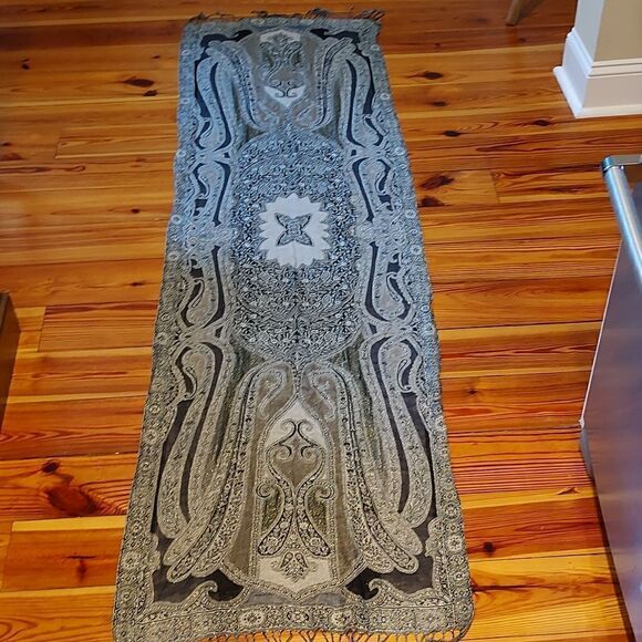 Collection Eighteen Metallic Floral Fringed Wrap Scarf - Picture 9 of 11